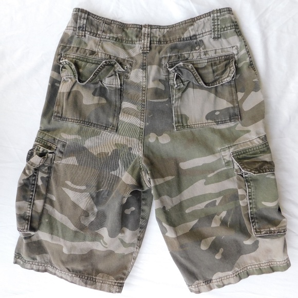 First Wave Boys Camo Cargo Shorts - Size 16 - Picture 2 of 4